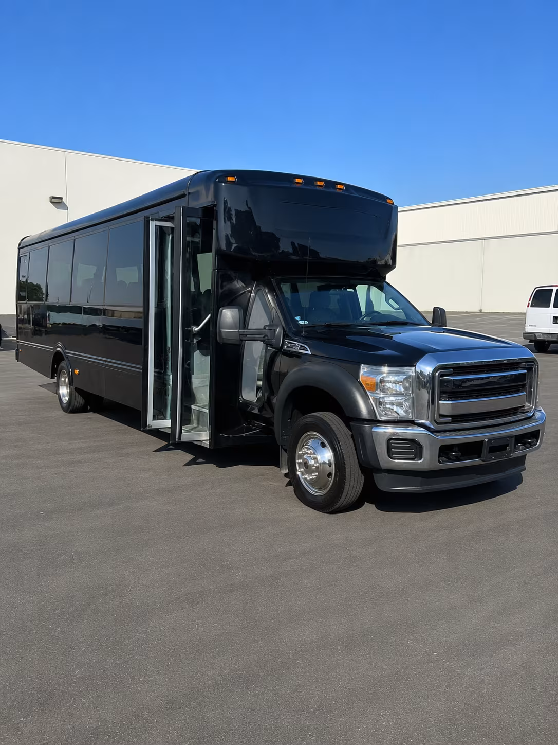 akron new years eve party bus rental