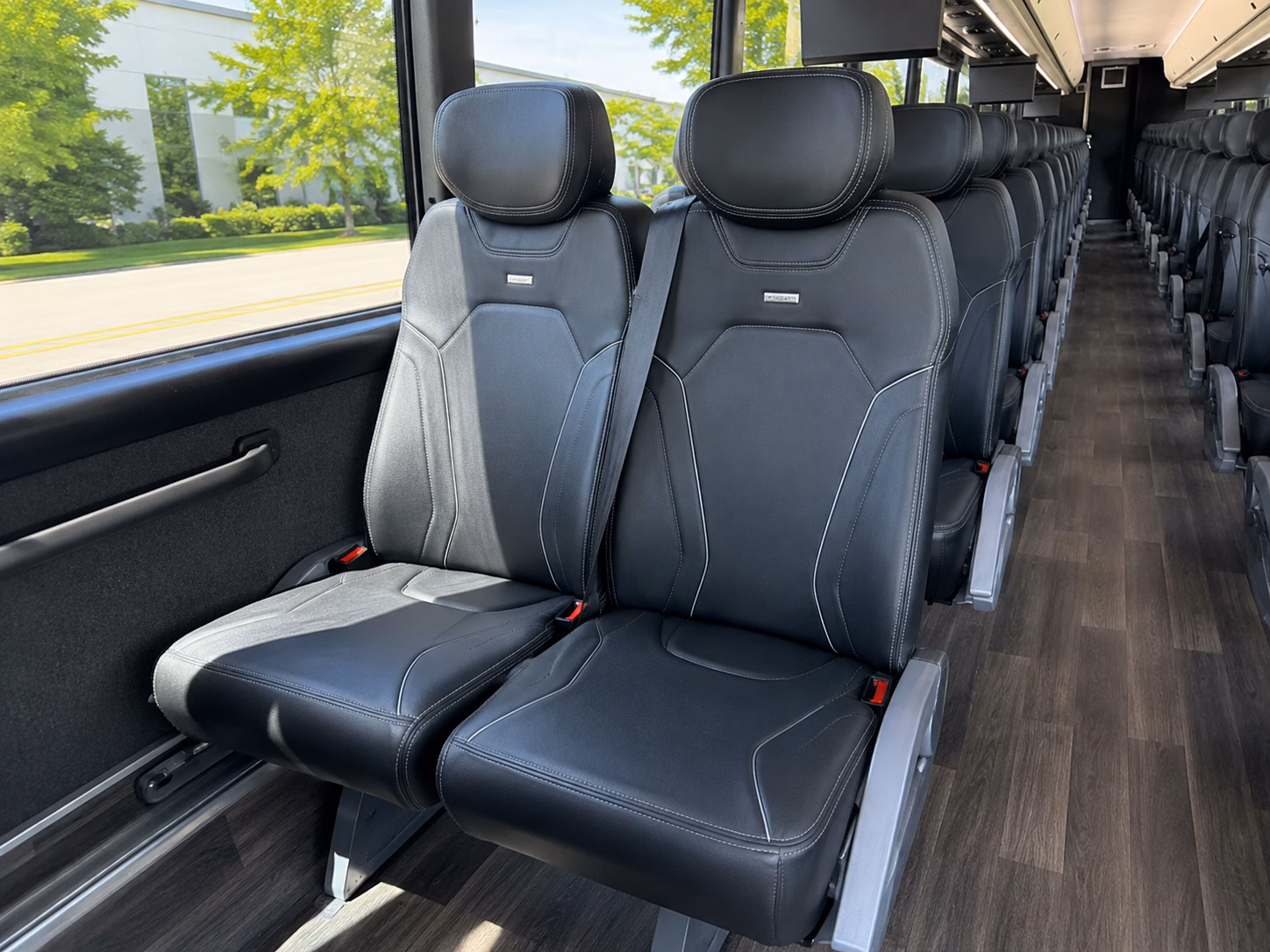 charter buses for akron area corporate events and industry conferences