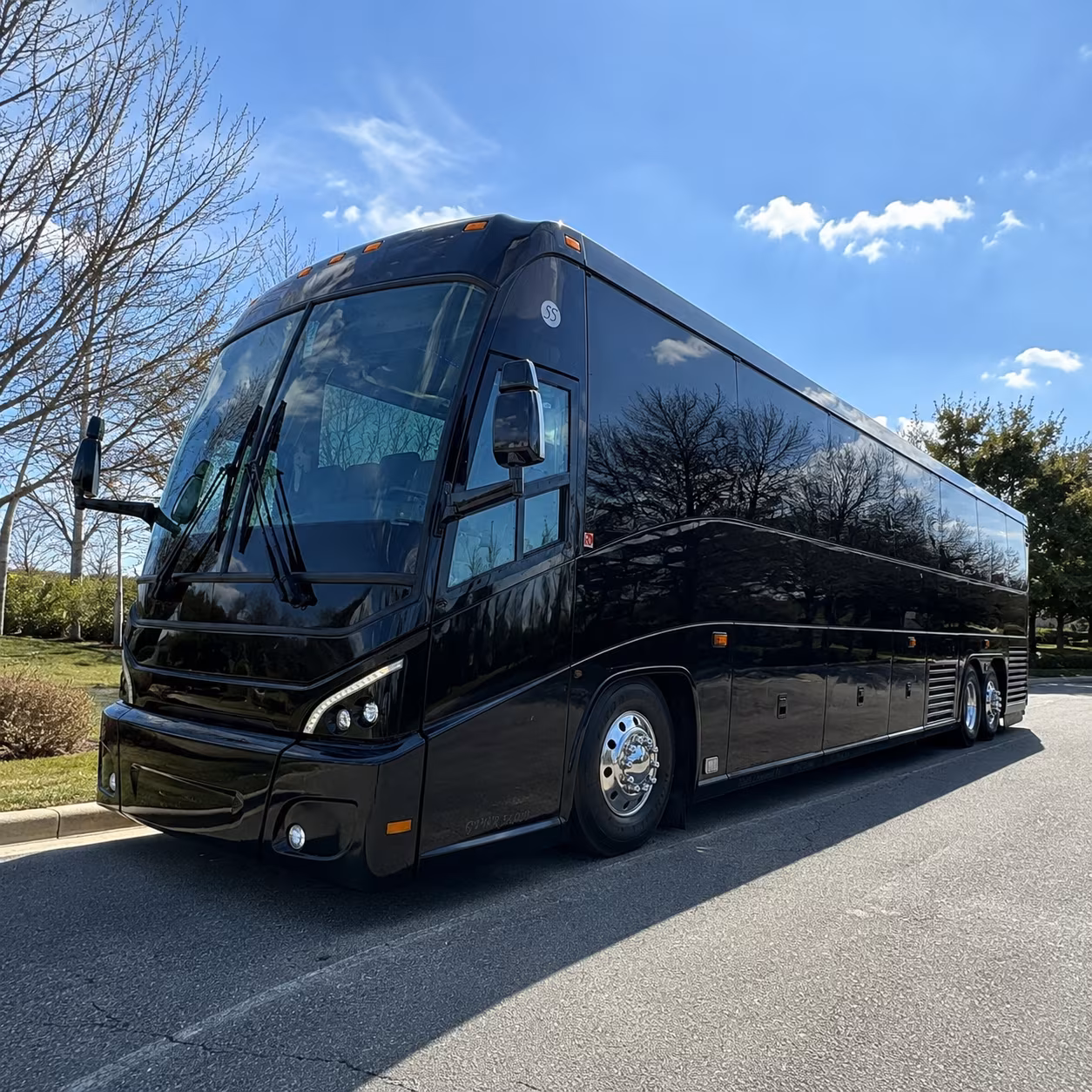 charter buses for goodyear firstenergy summa and akron s major corporate campuses