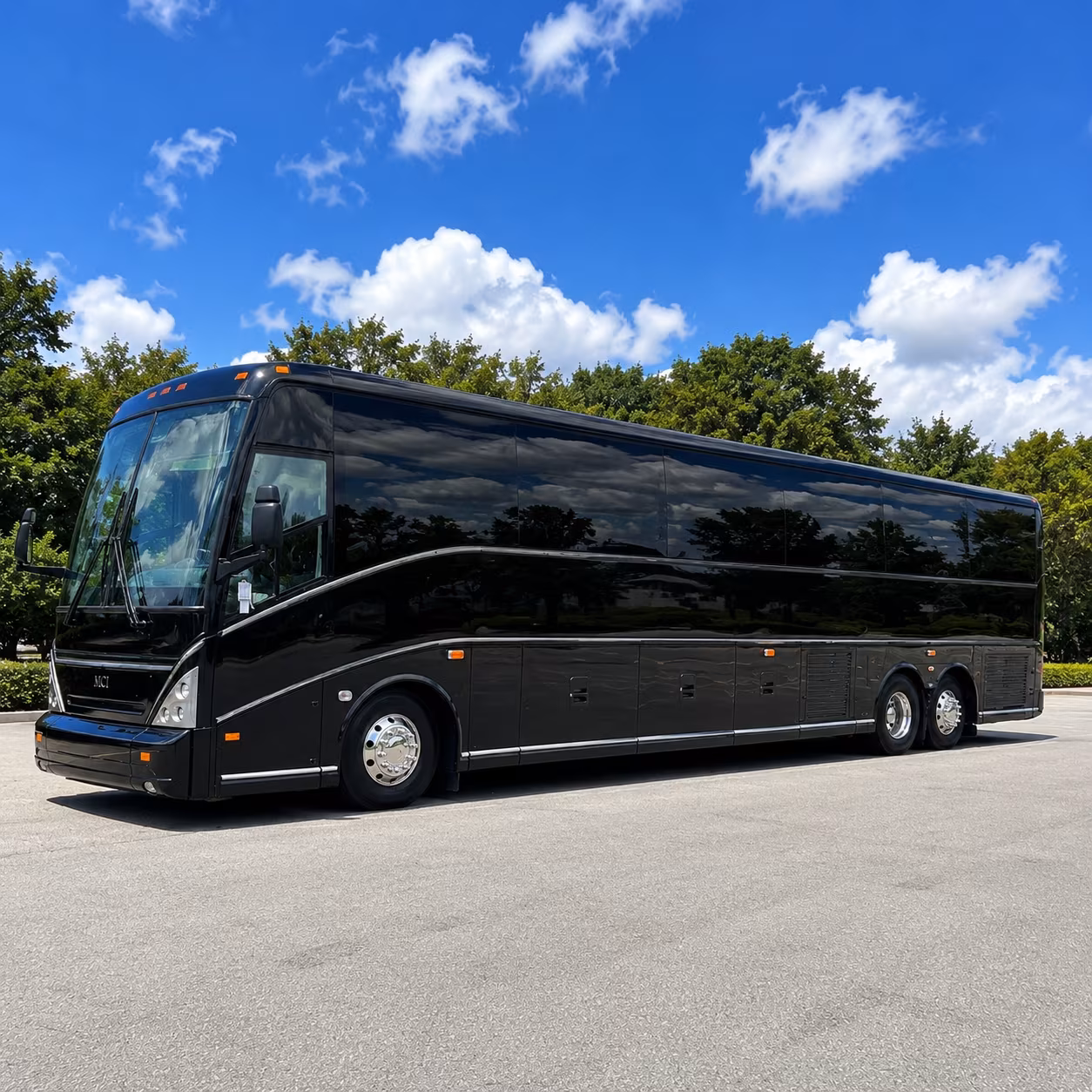 corporate airport transfer buses to cak and cleveland hopkins