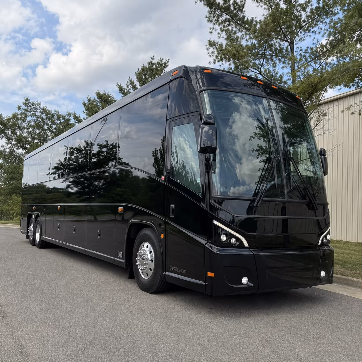 federal agency shuttle buses serving downtown akron and summit county