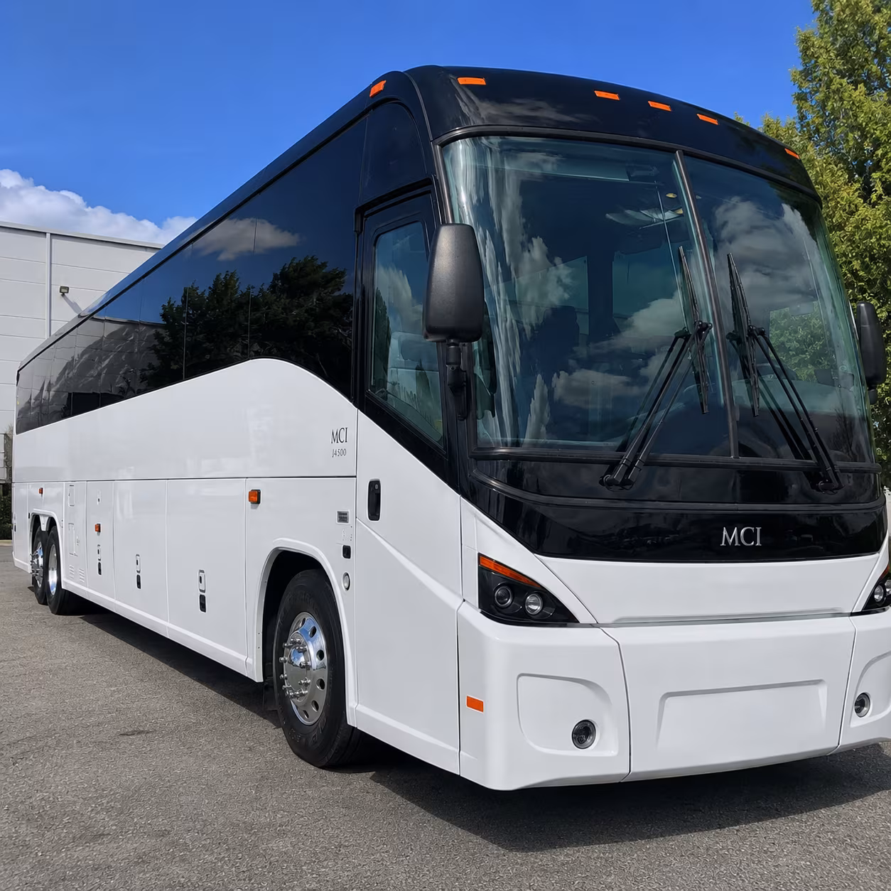 pittsburgh international airport bus rentals from akron